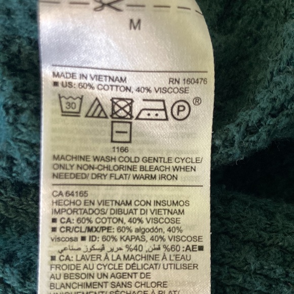 Old Navy forest green sweater - Picture 6 of 6